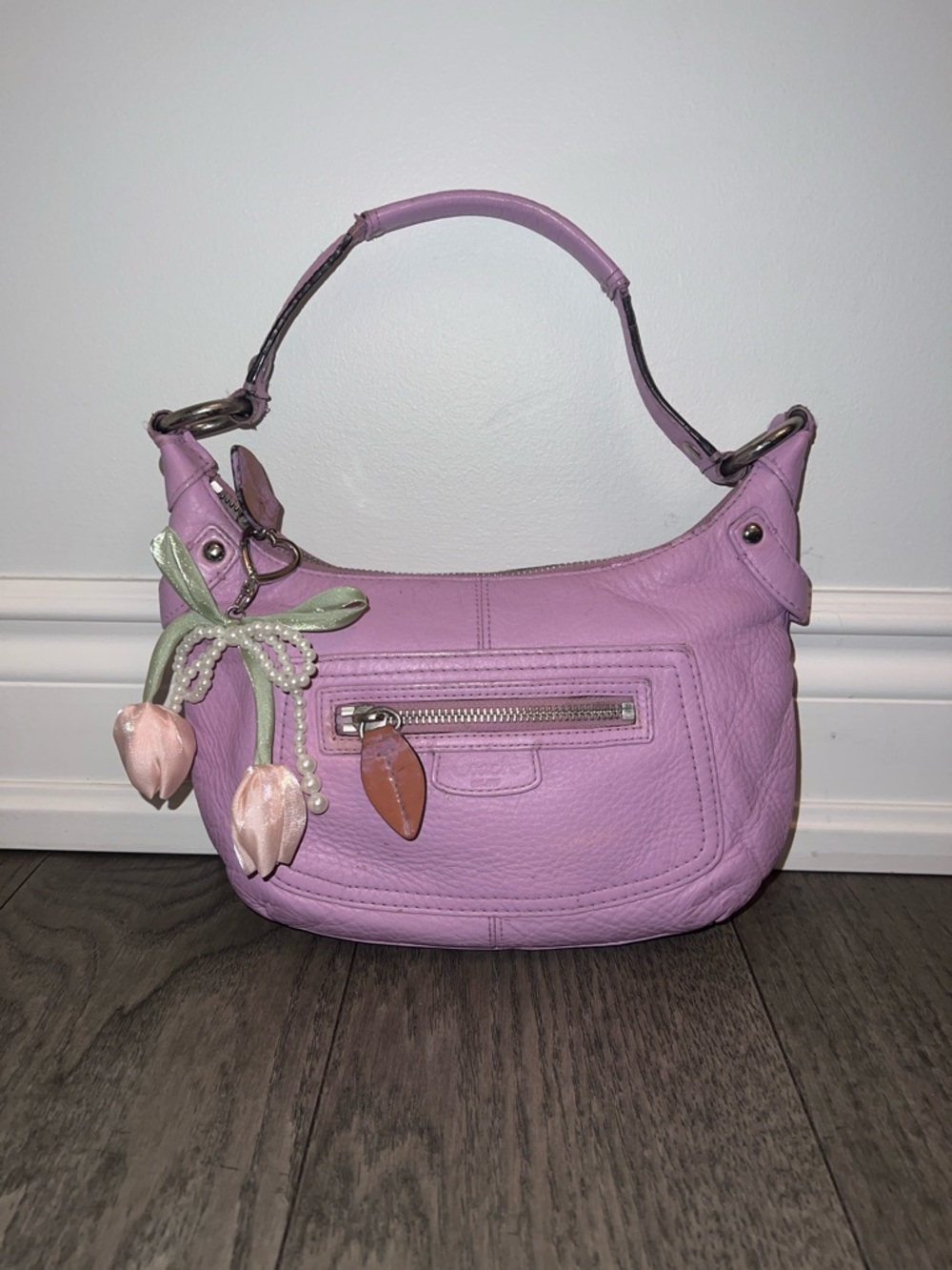 🌷Coach Lavender Pebbled Leather Shoulder Bag with Floral Charm